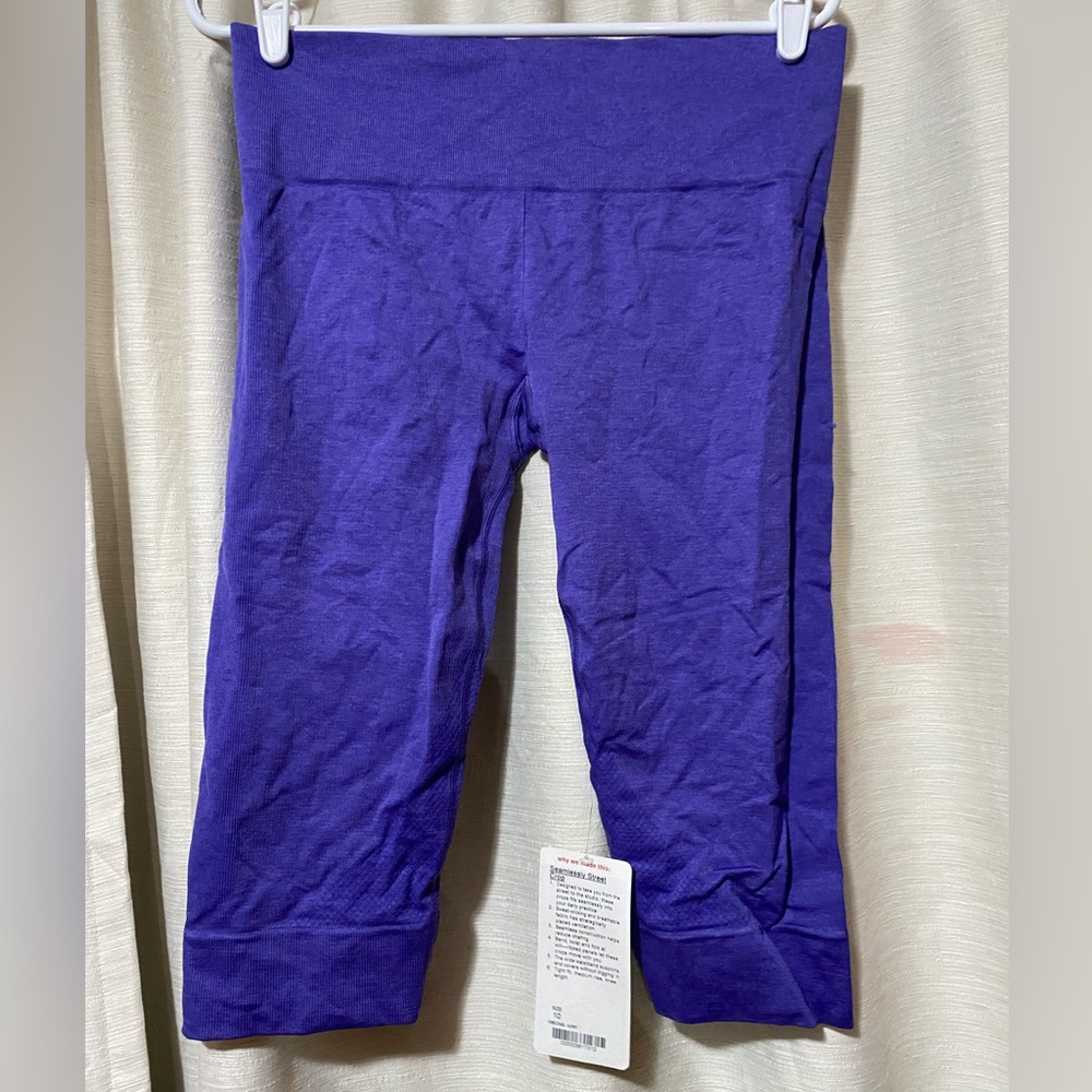 Lululemon Seamlessly Street Crop NWT